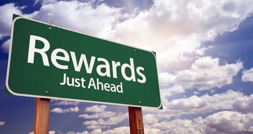 Maximizing Credit Card Rewards and Other Tips to Save Money at Christmas